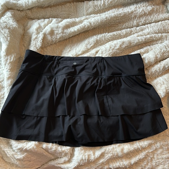 Athleta Black Skort with back zipper pocket. - Picture 3 of 8